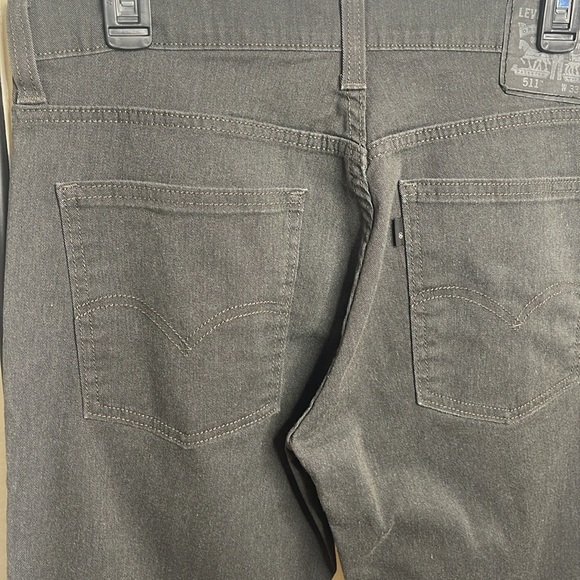 LIKE NEW! MENS DARK GRAY LEVI’S 511 W33xL34 SLIM FIT - Picture 8 of 9